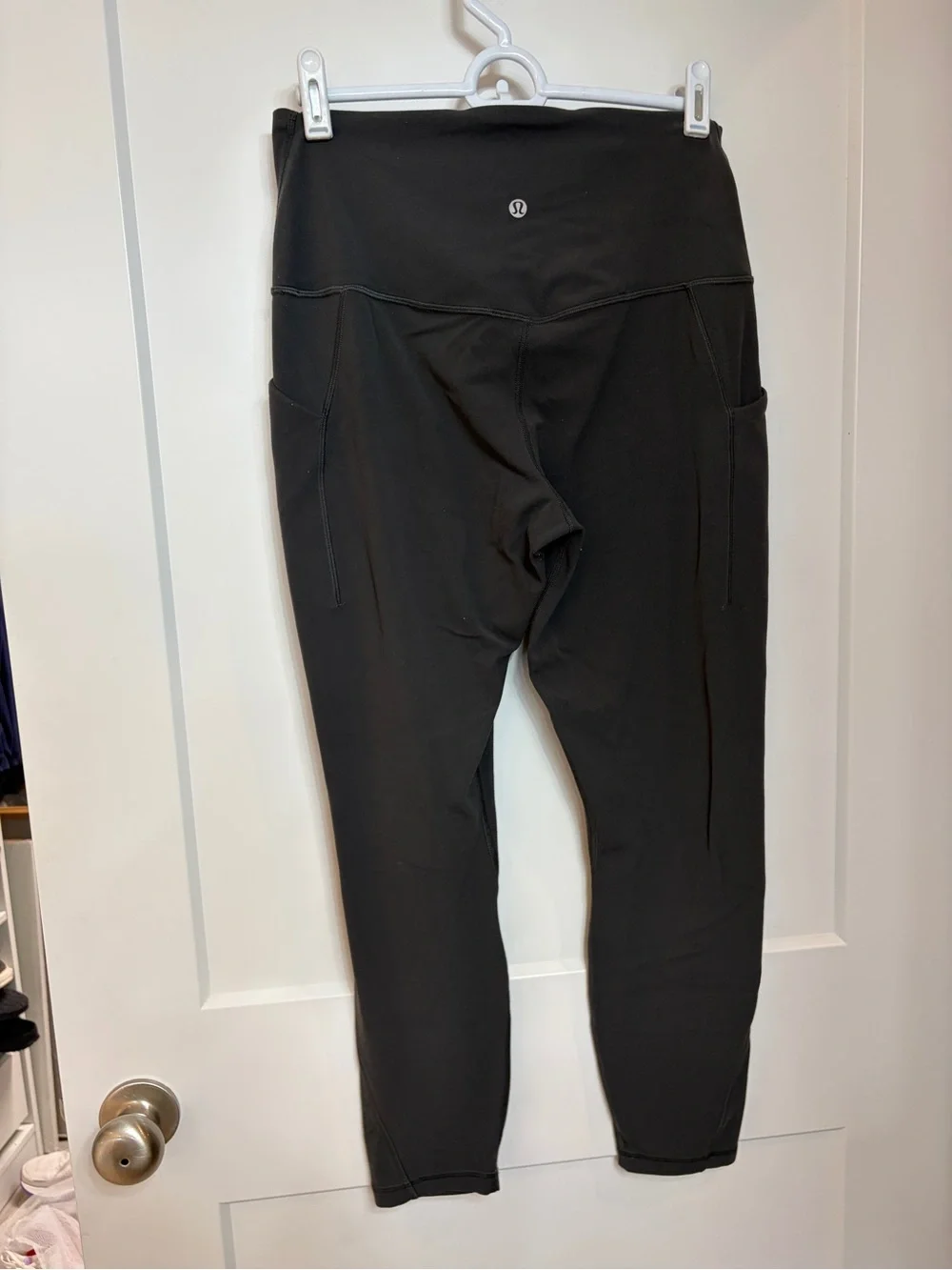 Lululemon Align with Pockets Gray Size 10 25”